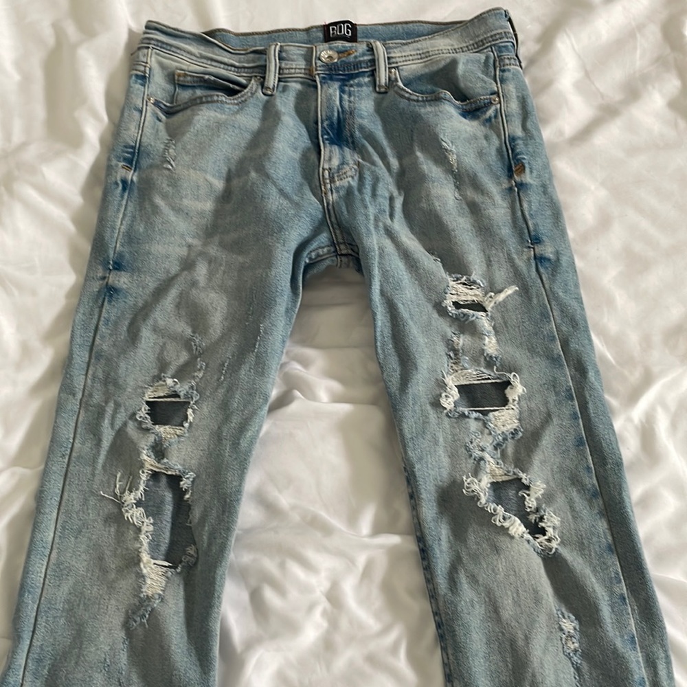 Urban outfitters BDG skinny stretch fit destroyed blue jeans.